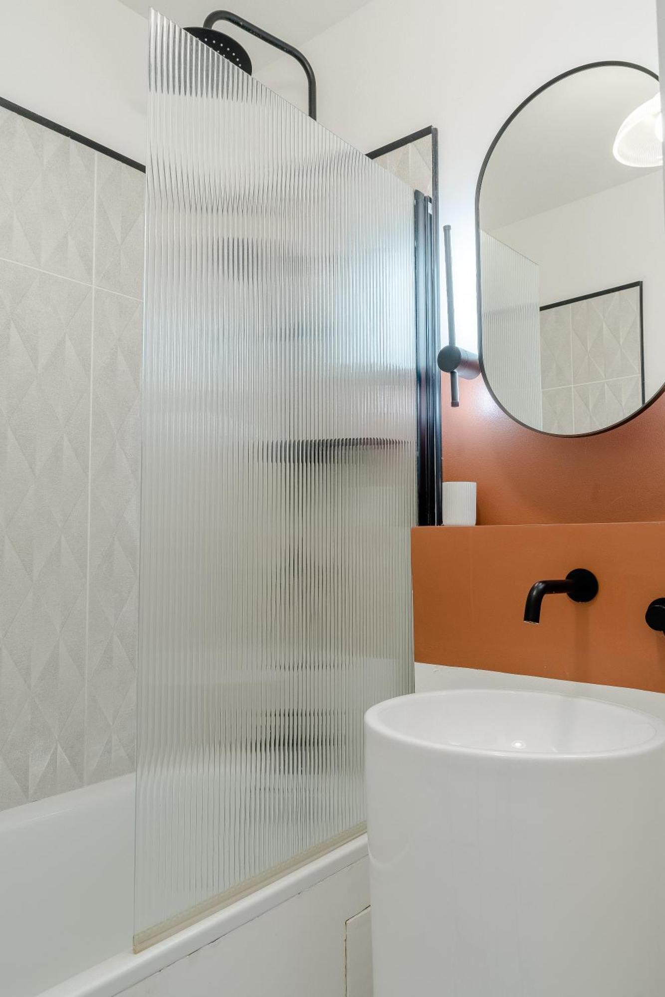 Charmant T2 Avec Balcon - Chaves Marsella Exterior foto