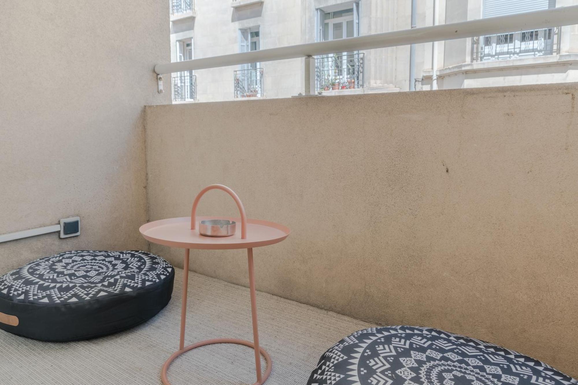 Charmant T2 Avec Balcon - Chaves Marsella Exterior foto
